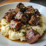 Garlic Butter Steak Bites with Mashed Potatoes