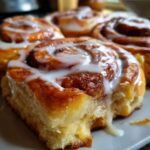 canned cinnamon rolls with heavy cream