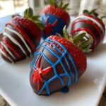 spiderman chocolate covered strawberries