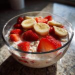 strawberry banana overnight oats
