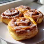 vegan cinnamon rolls