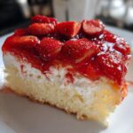 strawberry angel food cake dessert jello