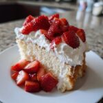 weight watchers strawberry angel food cake